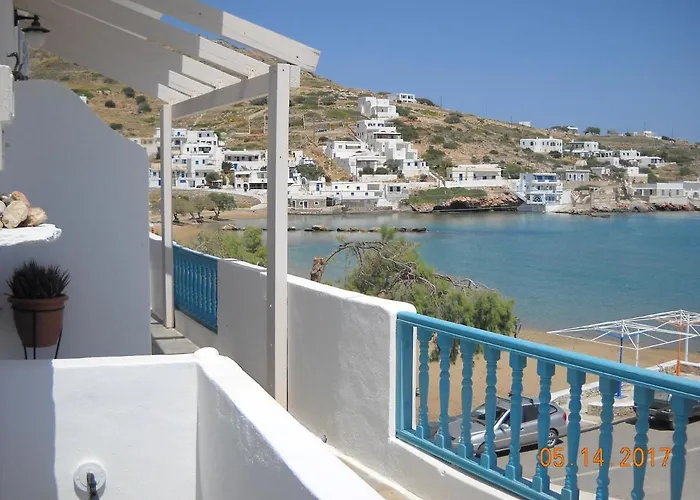 Ostria - Molos Апартаменты Alopronia