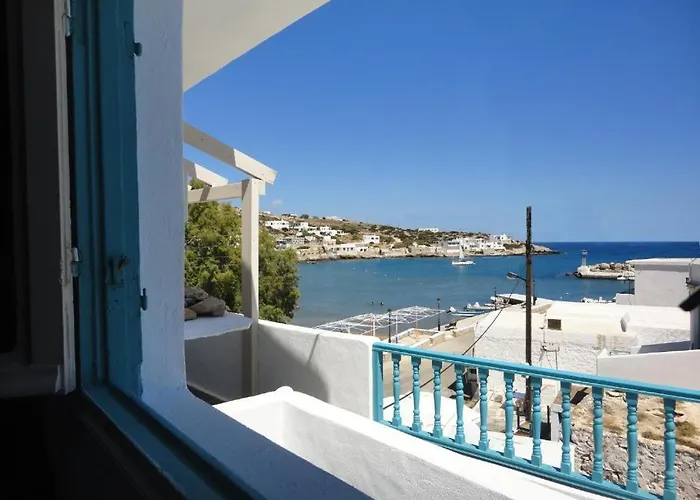 Ostria - Molos Alopronia